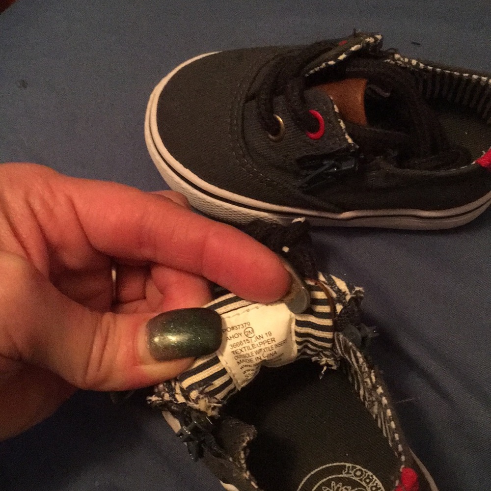 Baby shoes - Picture 2 of 2
